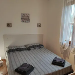Da Nonna Mela Apartment